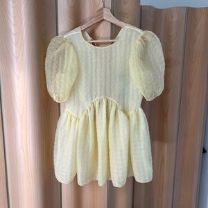 NWT Yellow Kastanje Blouse Puff Sleeve Top